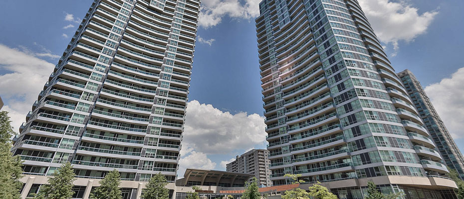 City One Condos at 1 and 33 Elm Drive West in Square One Mississauga