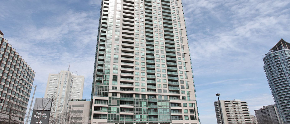 Wide Suites Condos at 208 Enfield Place, Mississauga