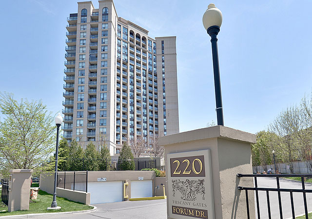 Tuscany Gate Condos at 220 Forum Drive, Mississauga