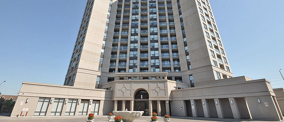 Tuscany Gate Condos at 220 Forum Drive, Mississauga
