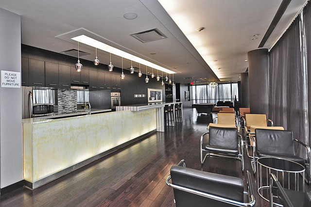 Sky Lounge