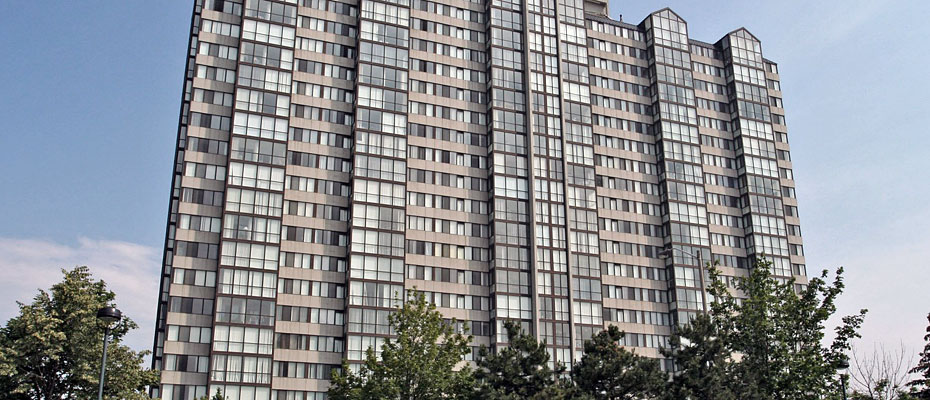 The Platinum Condos in City Centre at 350 Webb Drive, Mississauga