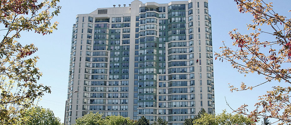 City View Condos at 4450-4460-4470 Tucana Court in the Square One area of Mississauga