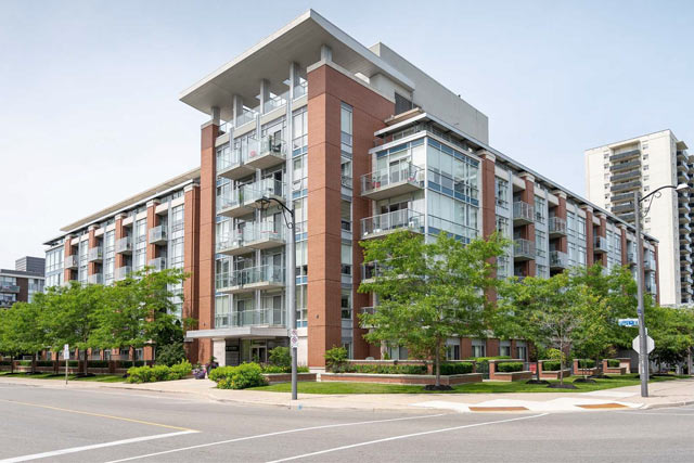 The Regatta II Condominiums at 80 Port Street East in Port Credit, Mississauga